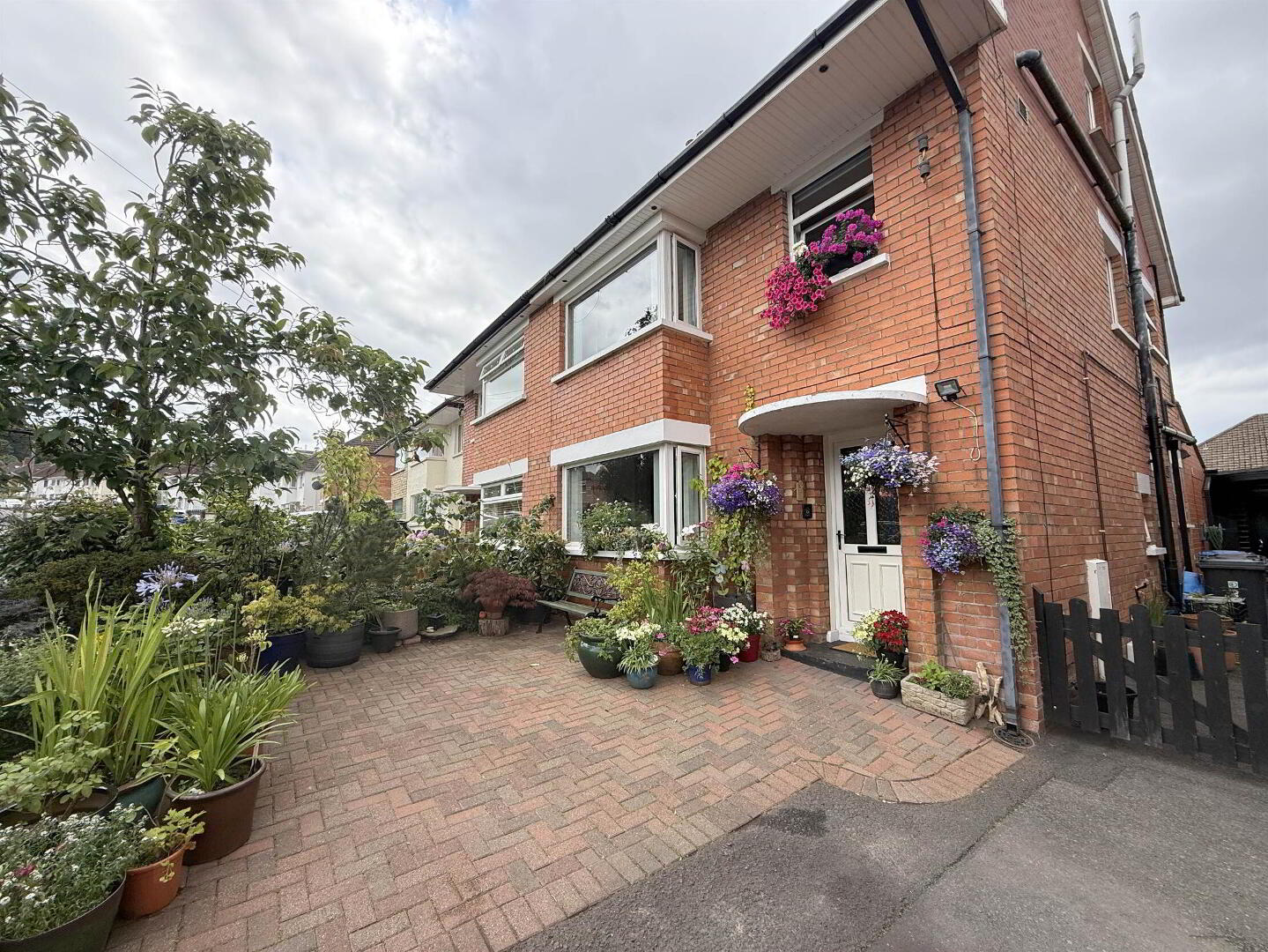 46 Stirling Avenue 2 of 29