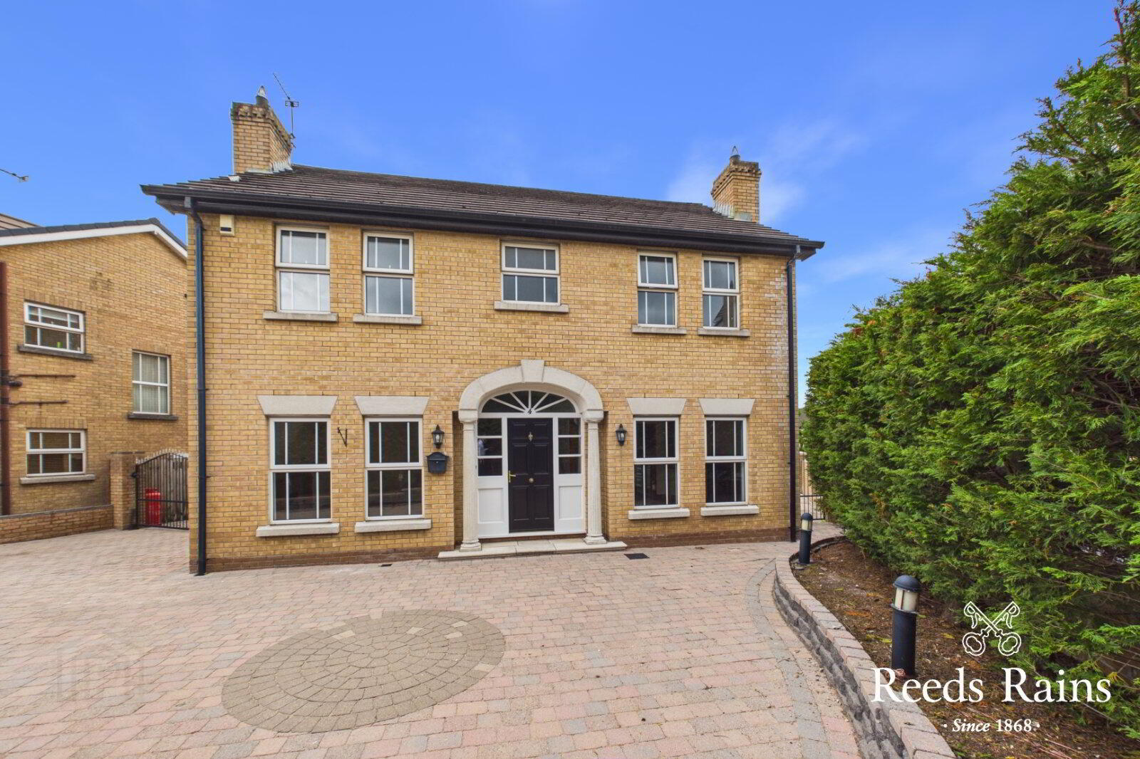4 Ardvanagh Manor 1 of 25