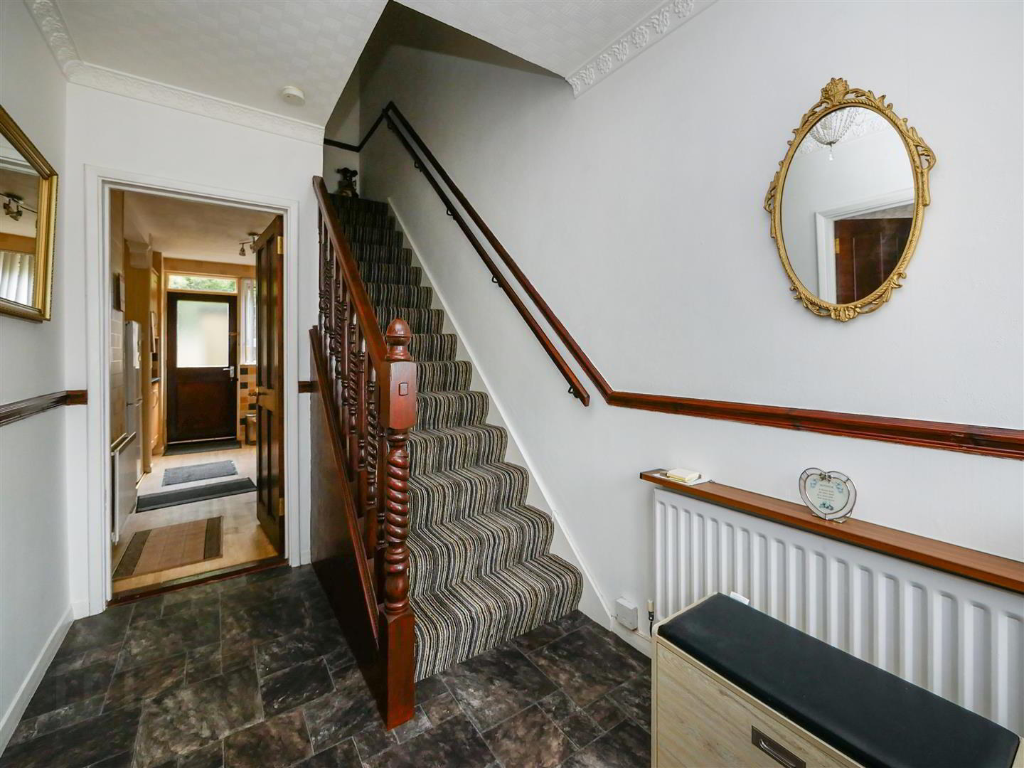 124a Belvoir Drive 2 of 16