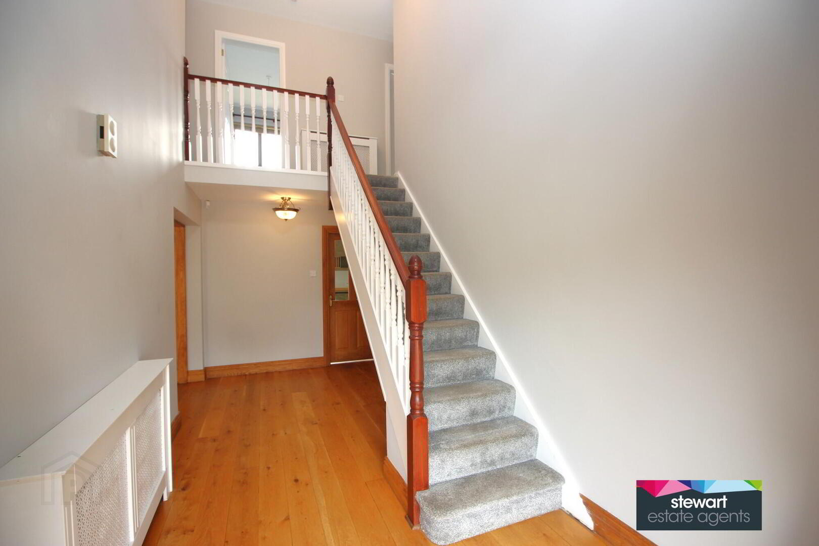 77 Waringfield Avenue 3 of 23