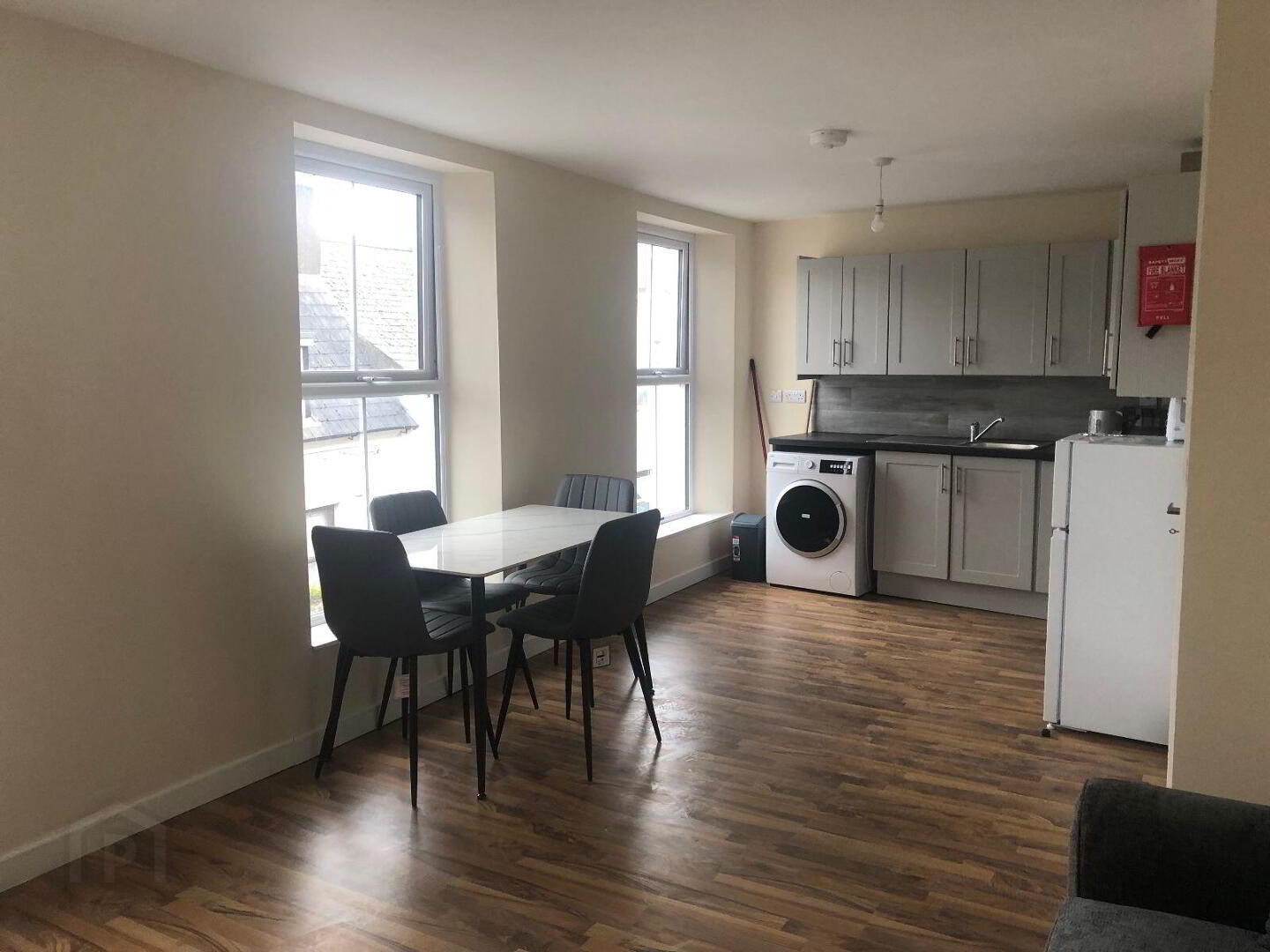 Apartment 1 18 Michael Street 3 of 11