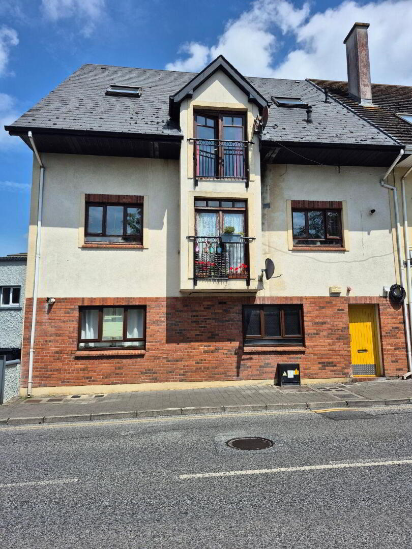 Flat 5, 13 Lower New Street 1 of 13