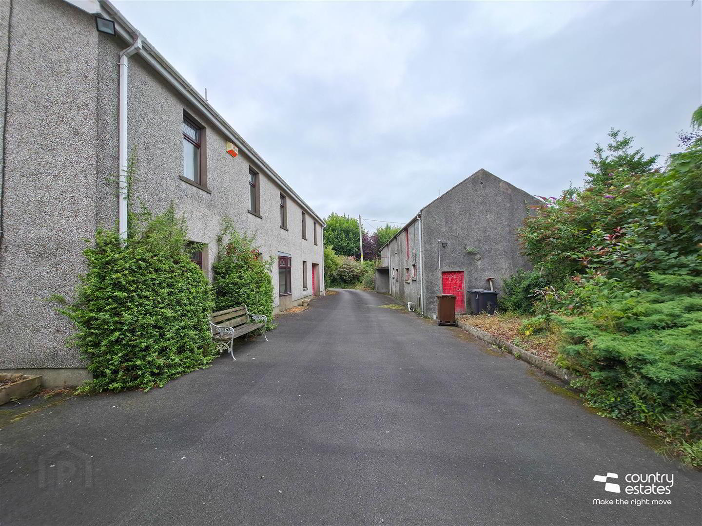 127 Doagh Road 2 of 40