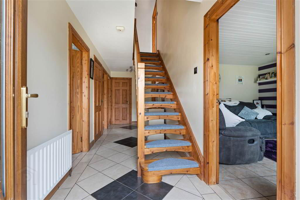 27 Thornbrooke 3 of 42