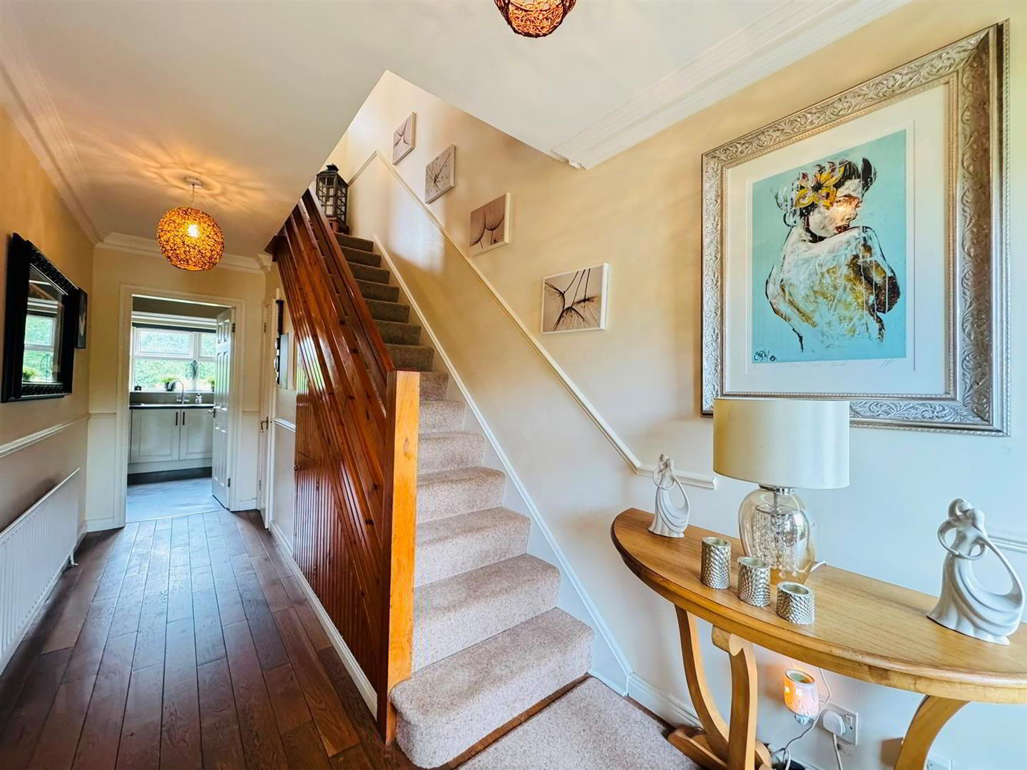 42 Craiglands Manor 2 of 27