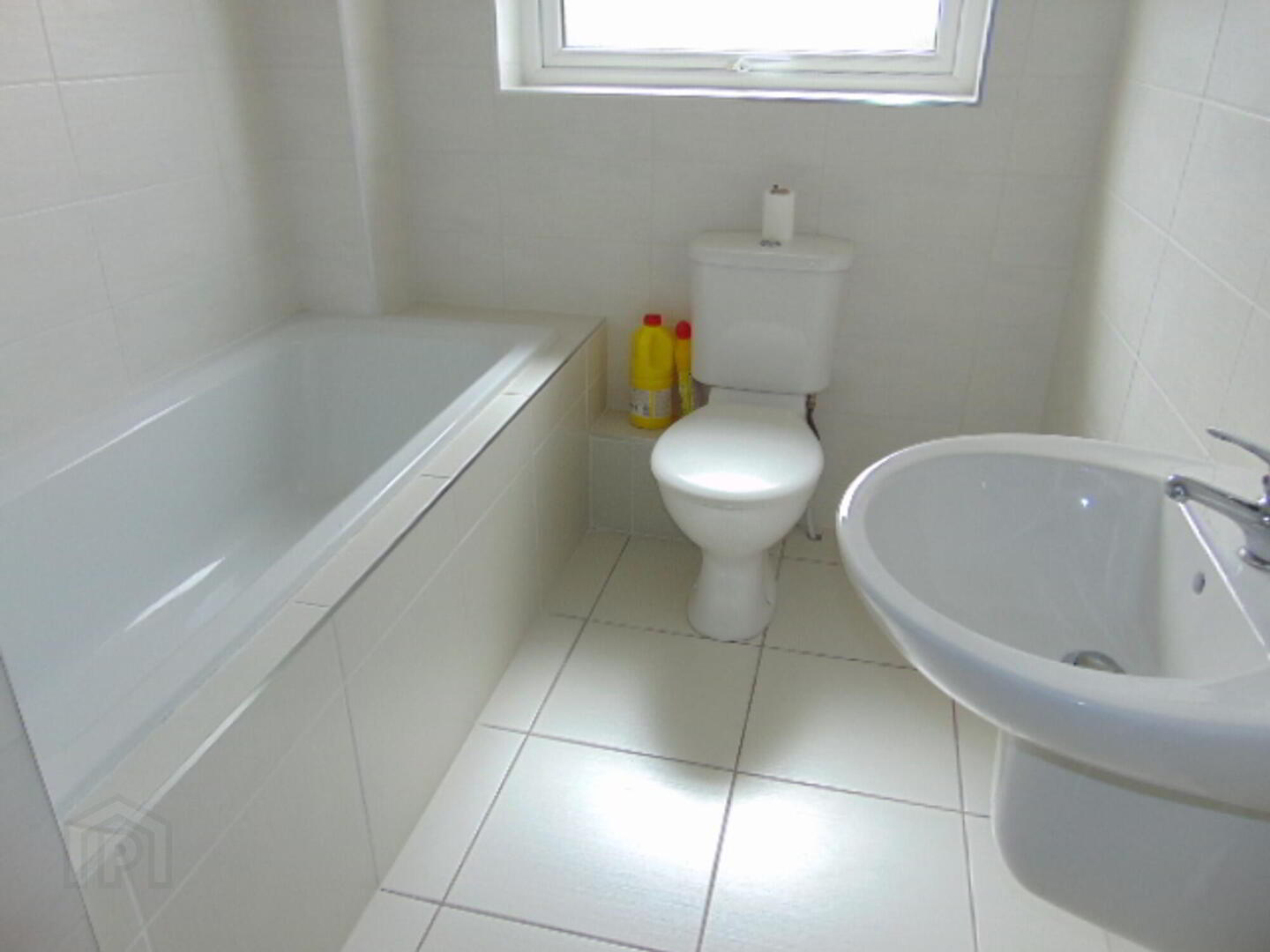 37 Lakeside Court 9 of 10