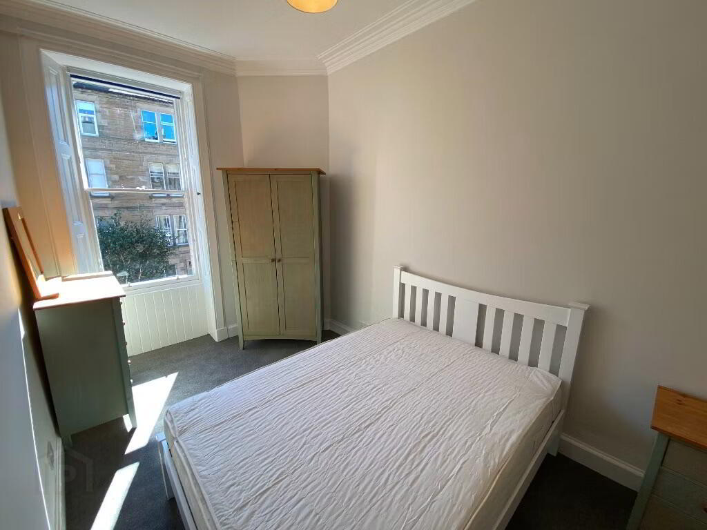 6 Comiston Gardens 8 of 9