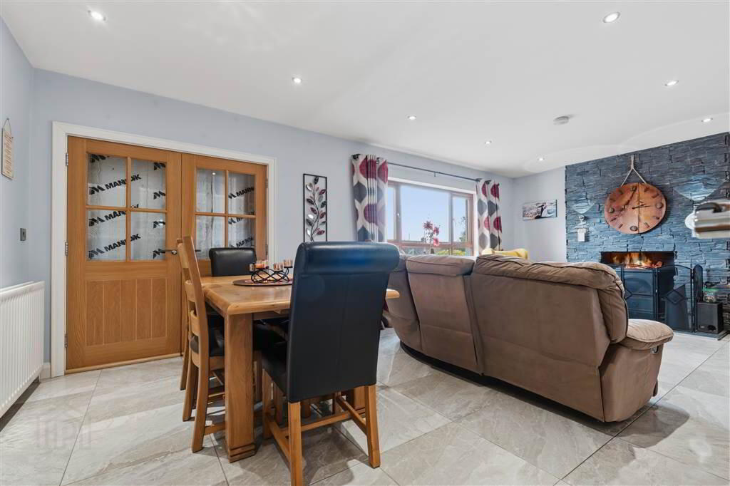 18 Old Antrim Road 3 of 47