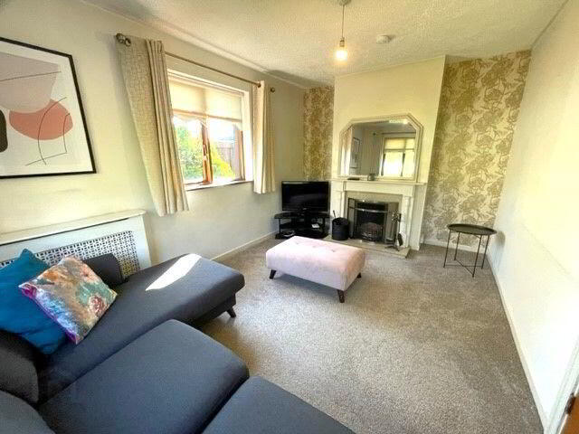 13 Douglas Hall Mews 3 of 12