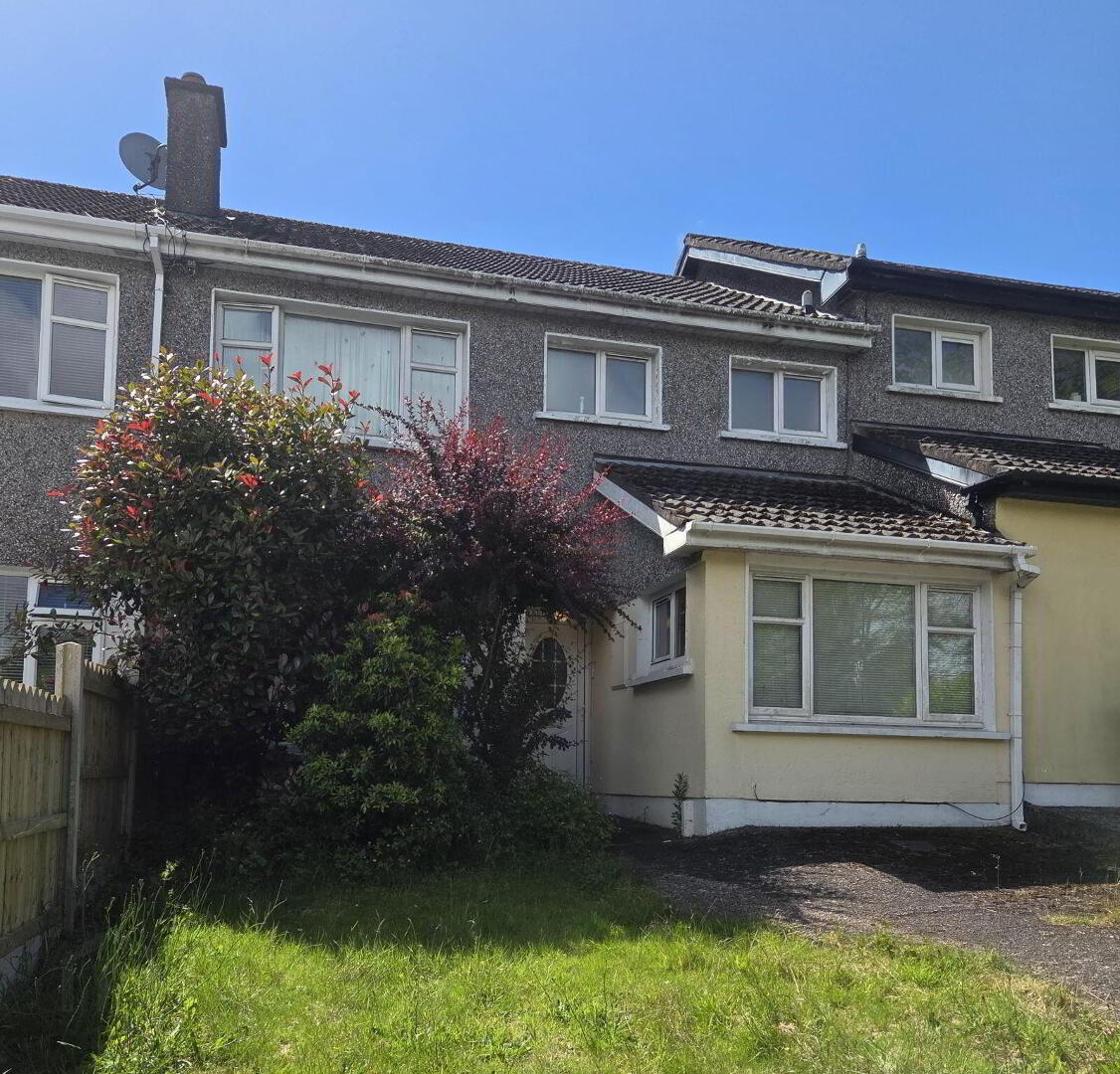 49 Westbury Grove 2 of 12