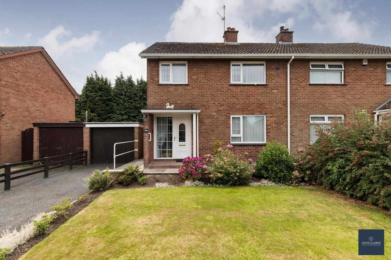 36 Donard Gardens 2 of 39