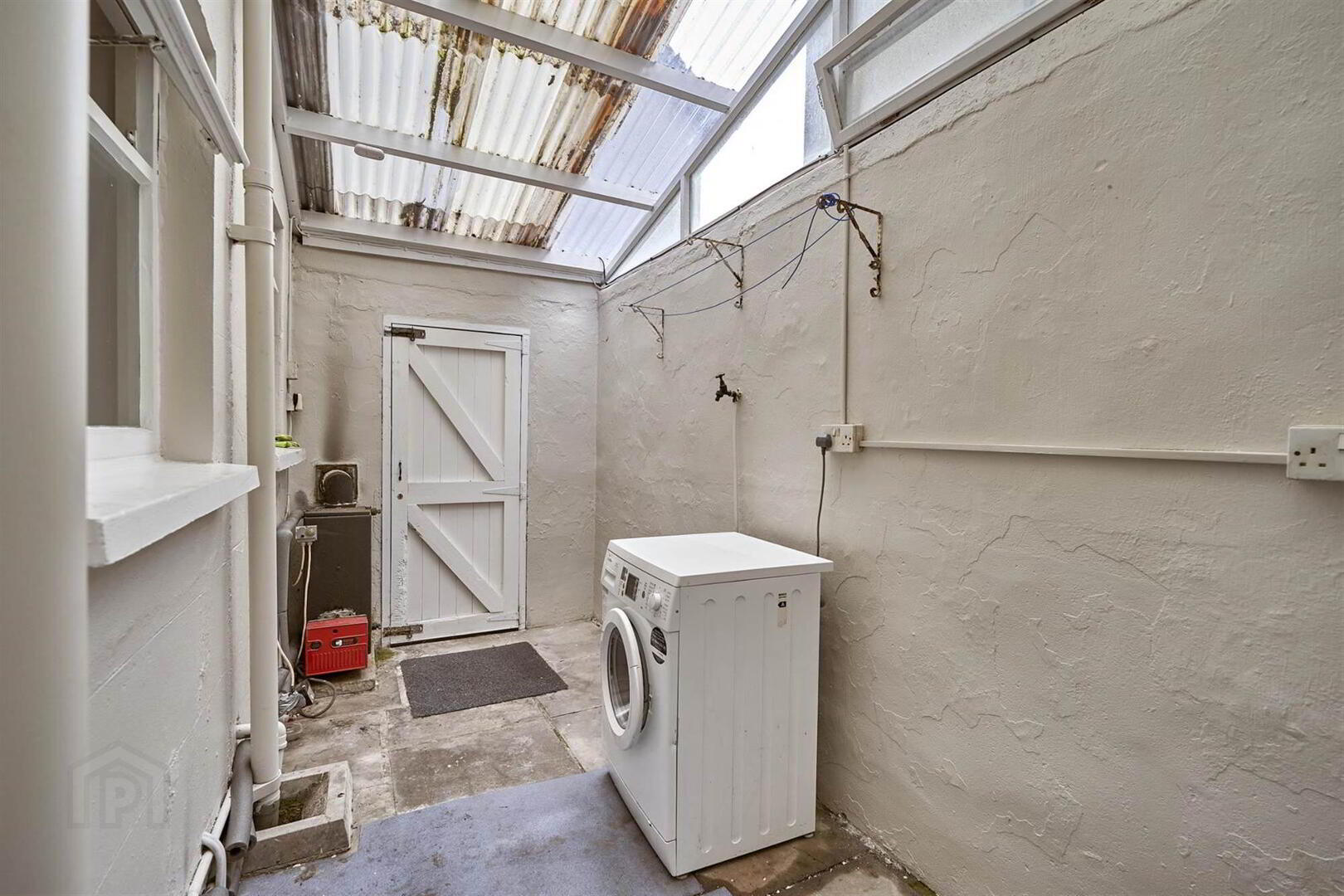 18 Stanley Road 12 of 13