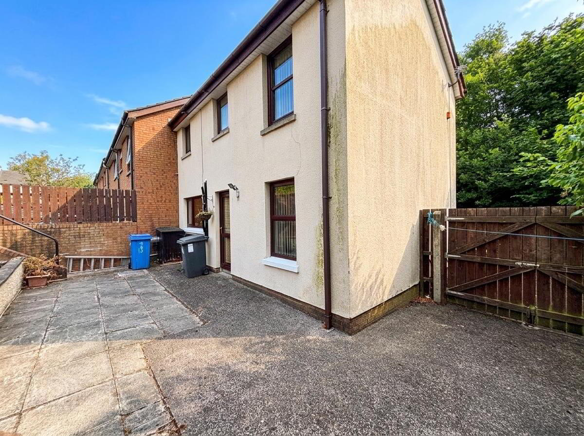 13 Waveney Heights 15 of 15