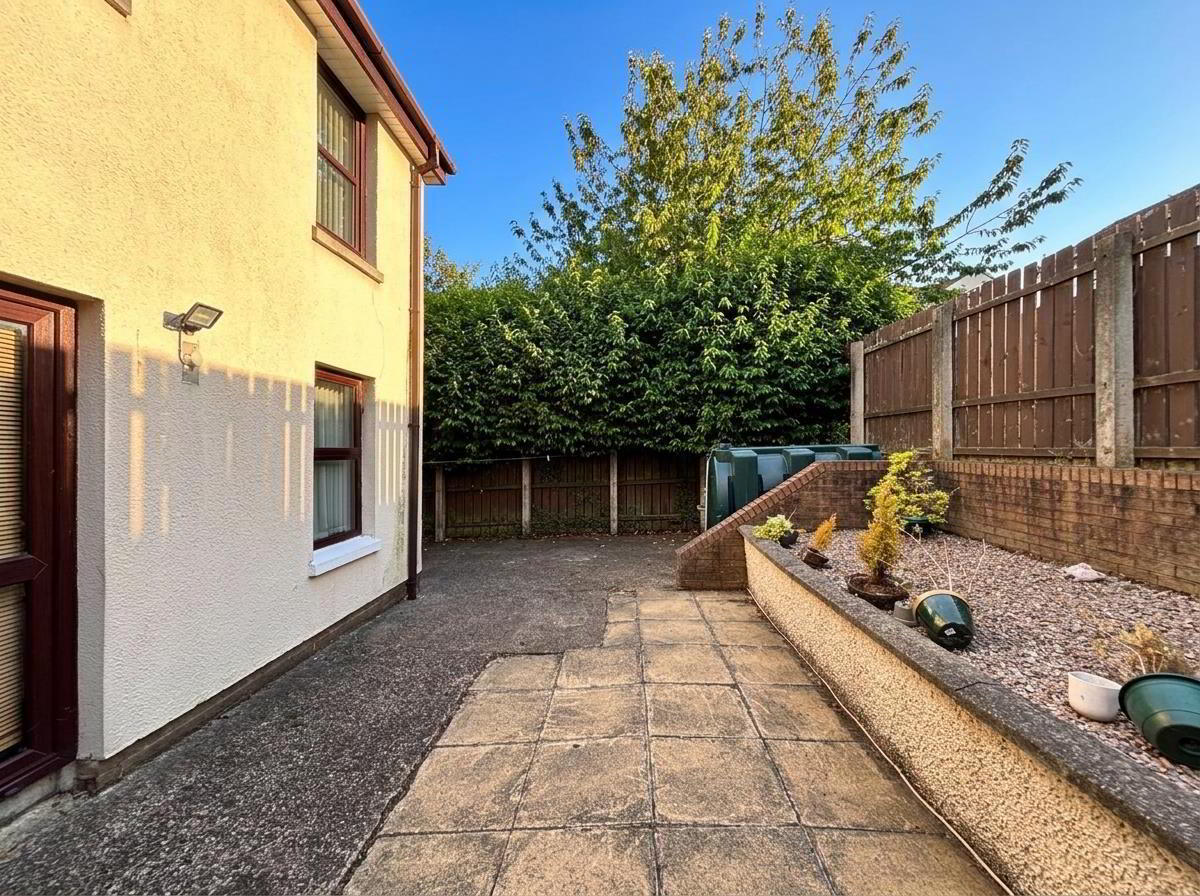 13 Waveney Heights 14 of 15