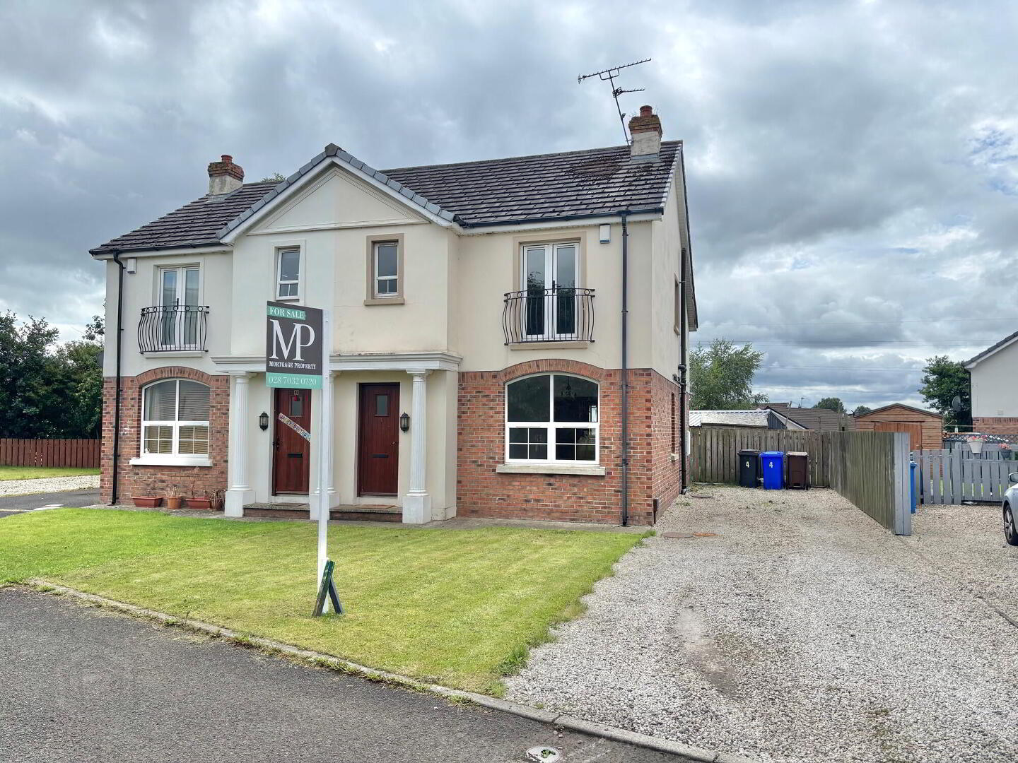 4 Thornlea Drive 1 of 16