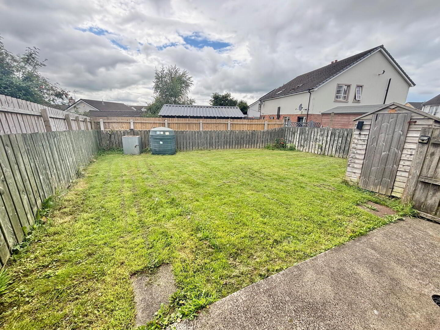 4 Thornlea Drive 16 of 16