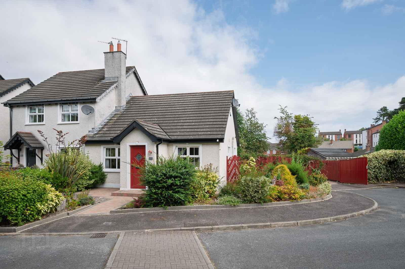 12 Churchland Close 17 of 17
