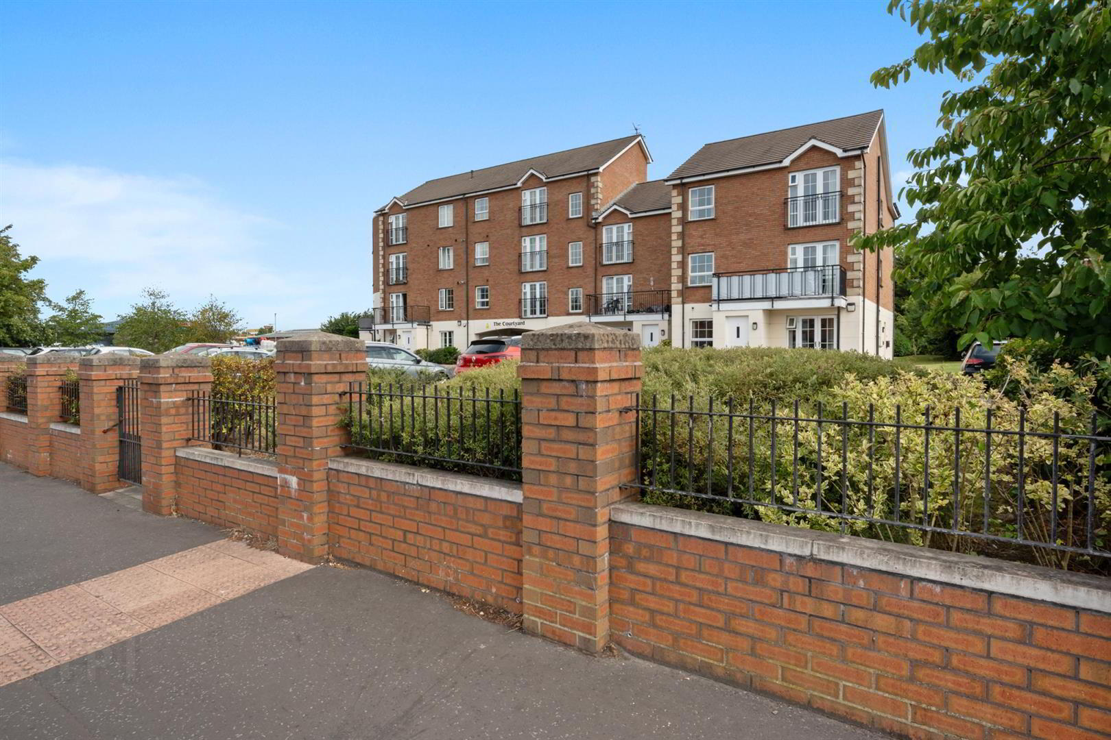 Apt 17 The Courtyard, 222 Castlereagh Road 2 of 26