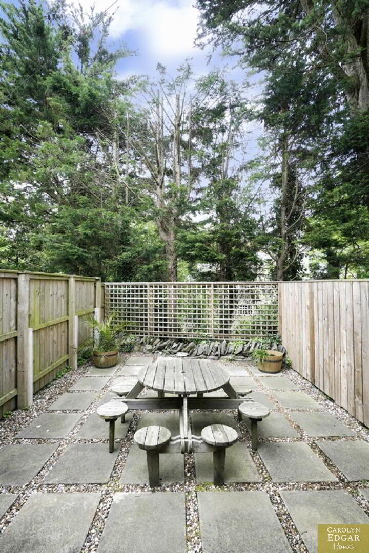 Glenside, 5 Main Street 16 of 16