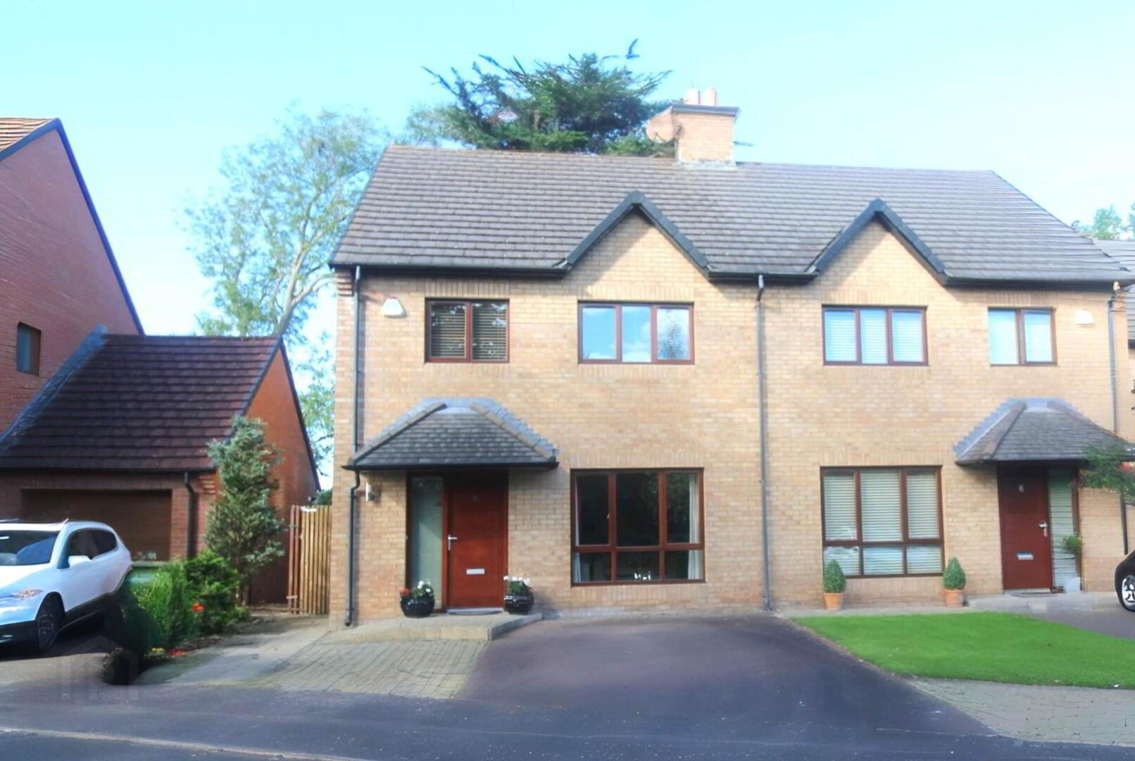 5 Worcester Lane 1 of 28
