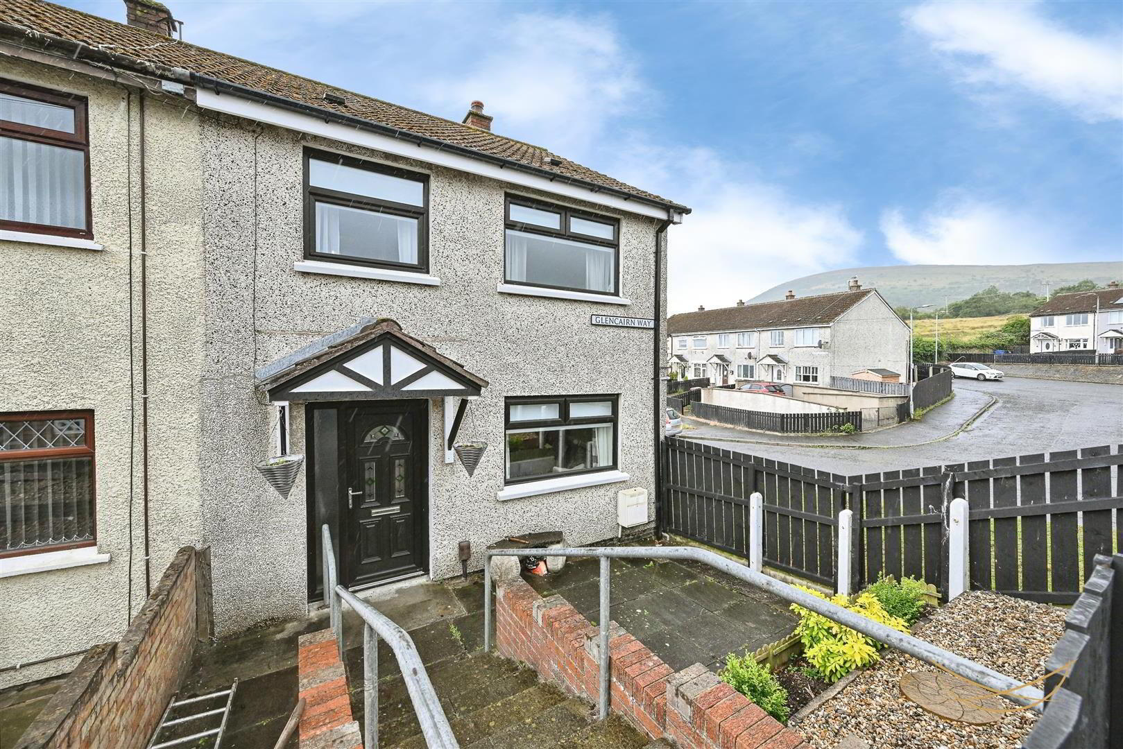 3 Glencairn Way 2 of 26