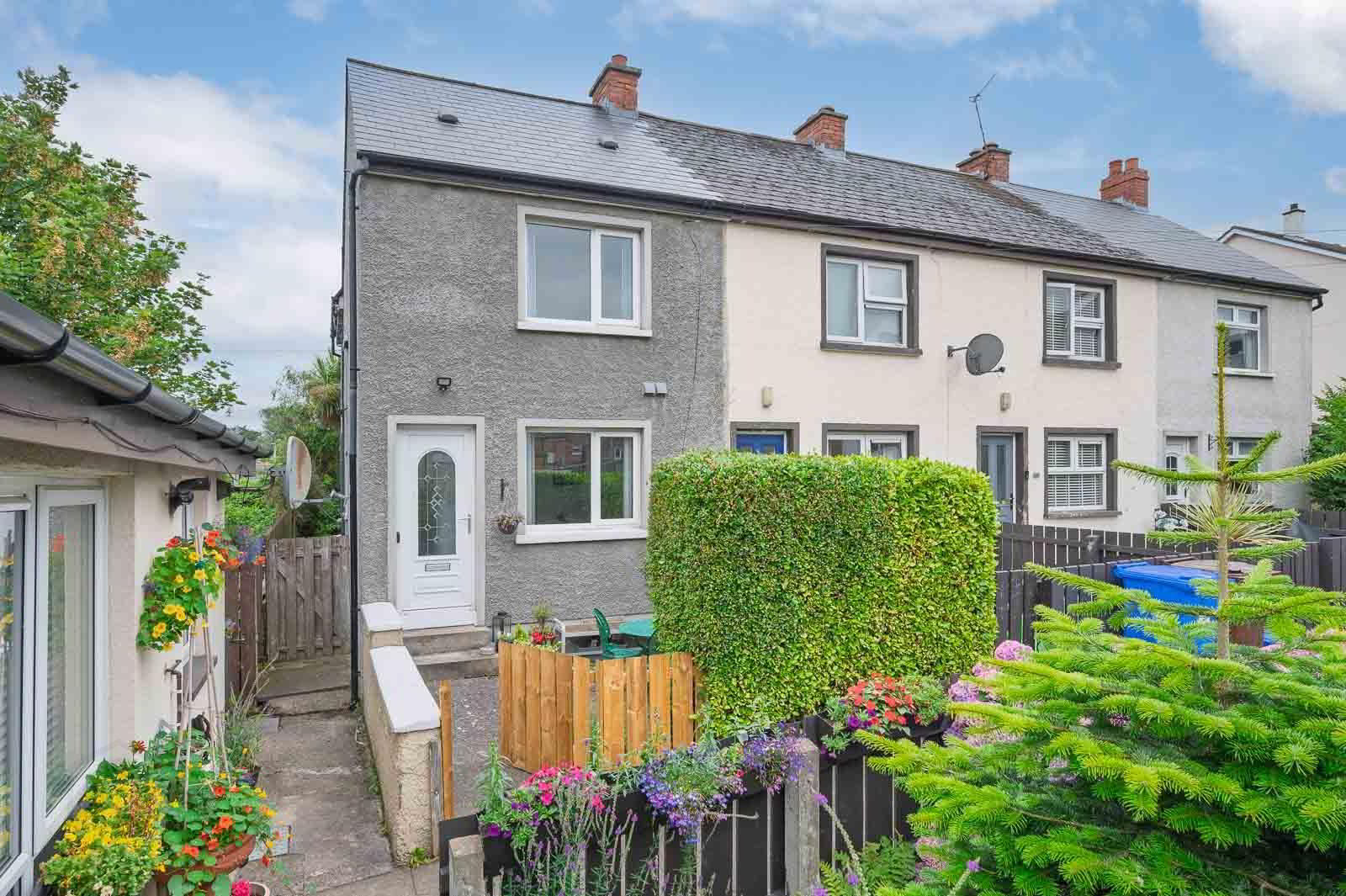 6 Hillview Place 1 of 24