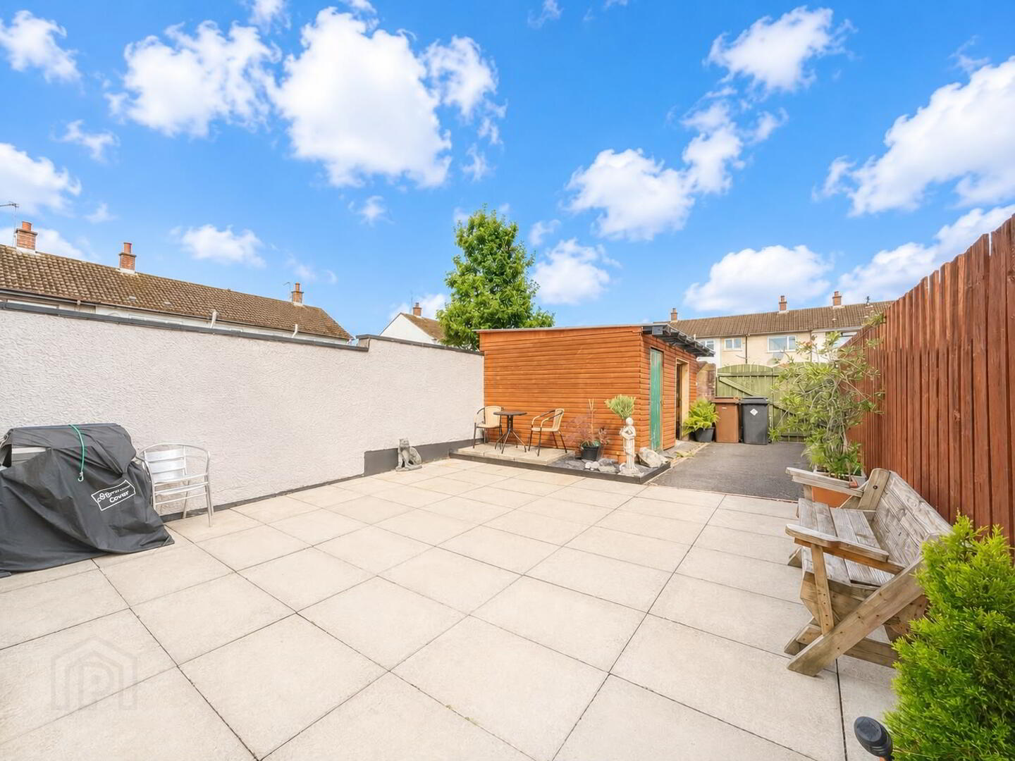 9 Blackthorn Park 15 of 15