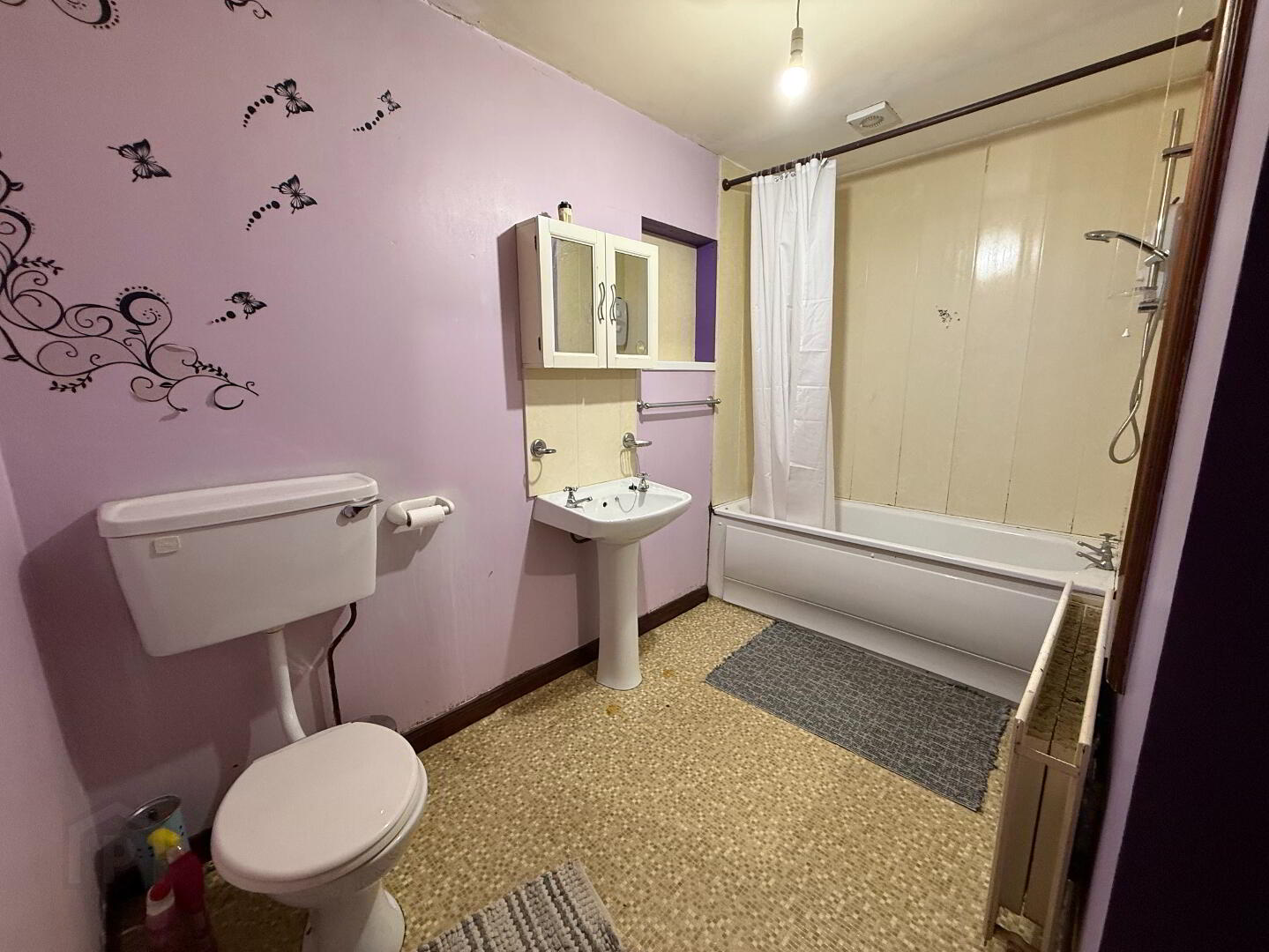 B, 156 Moore St 13 of 13