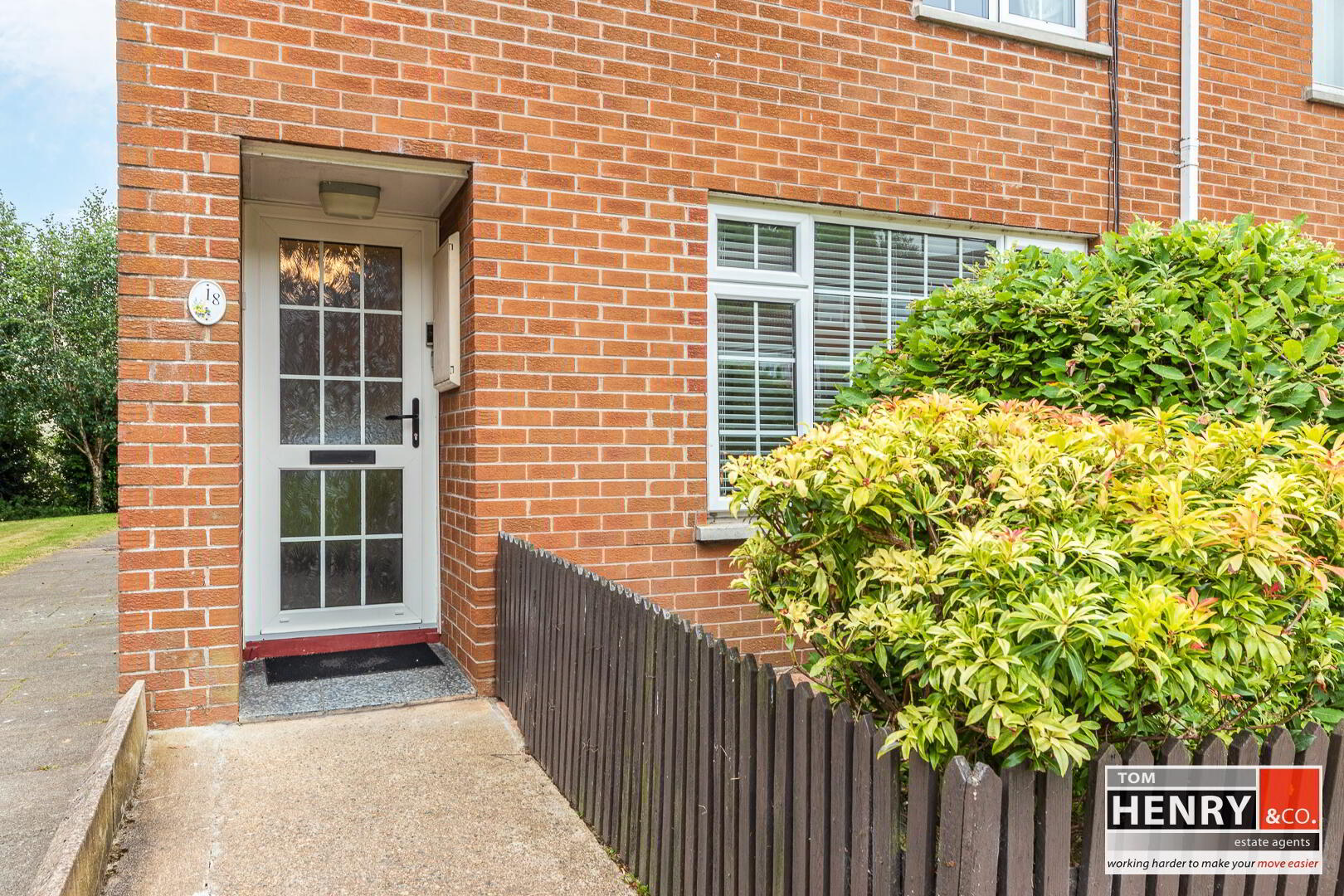18 Dunlea Vale 3 of 37
