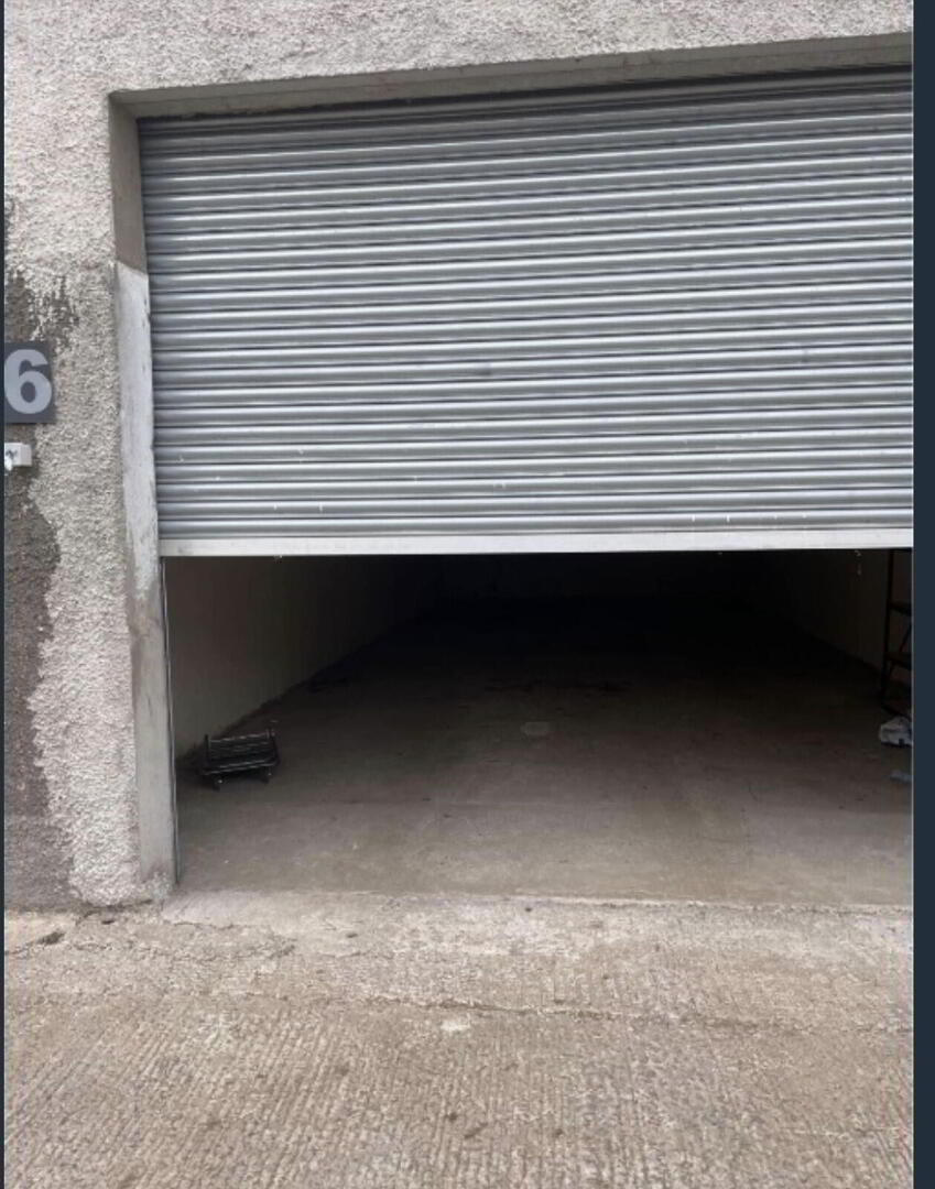 Lock Up Store, 78 Front Road 2 of 2