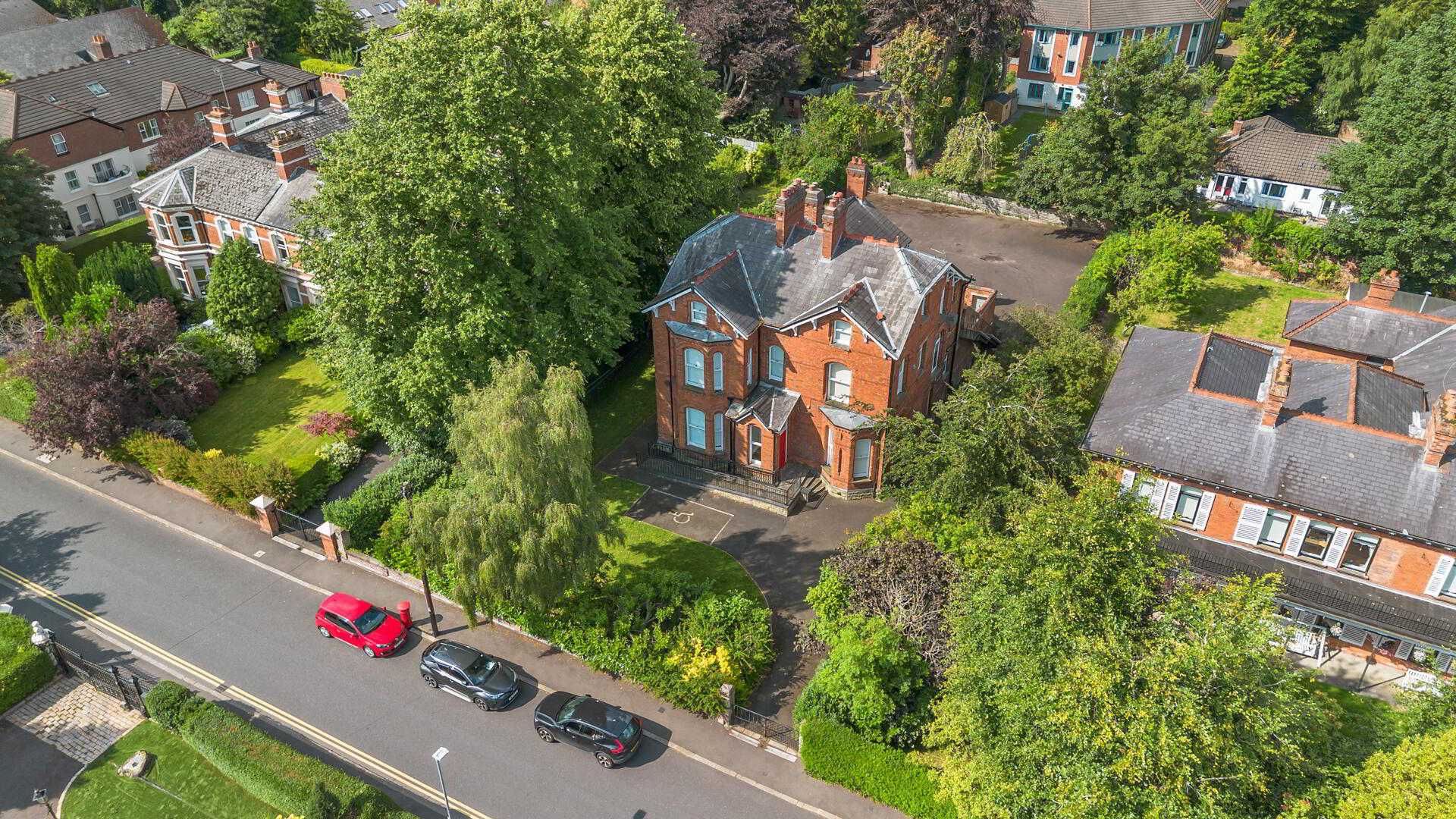 20 Derryvolgie Avenue 1 of 57