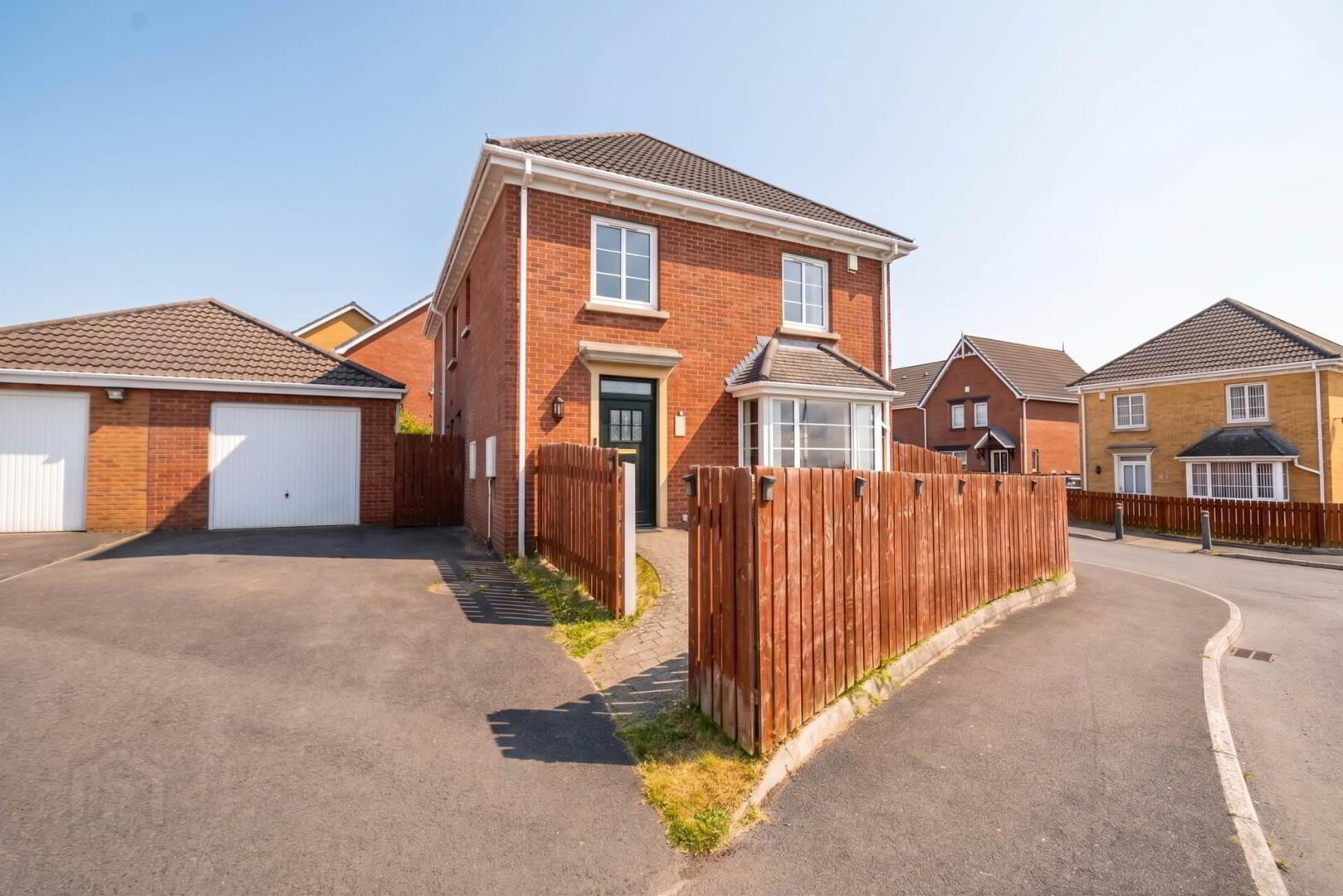 66 Lagmore View Road 1 of 35
