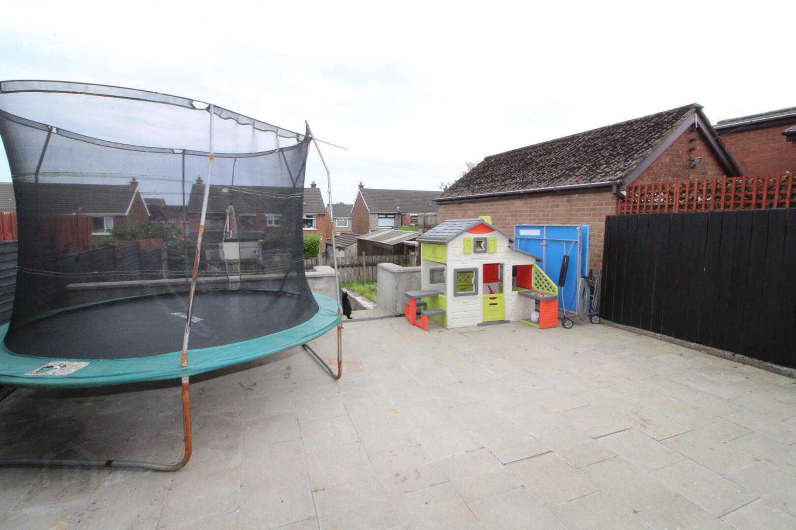 21 Elmfield Crescent 14 of 15