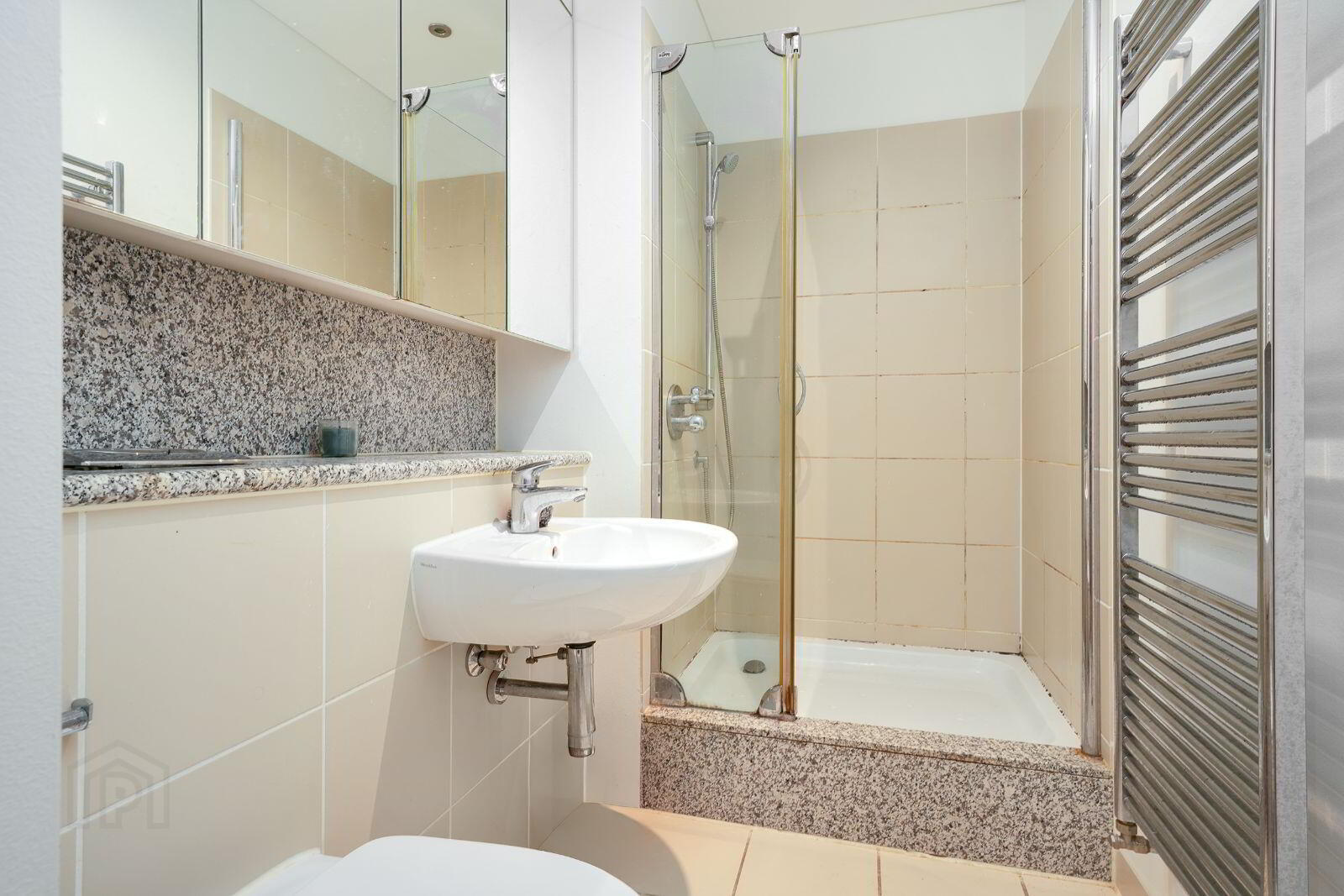 Apartment 24 Kirkpatrick House IFSC 13 of 14