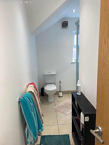 Flat 3, 89 Wellesley Avenue 3 of 8