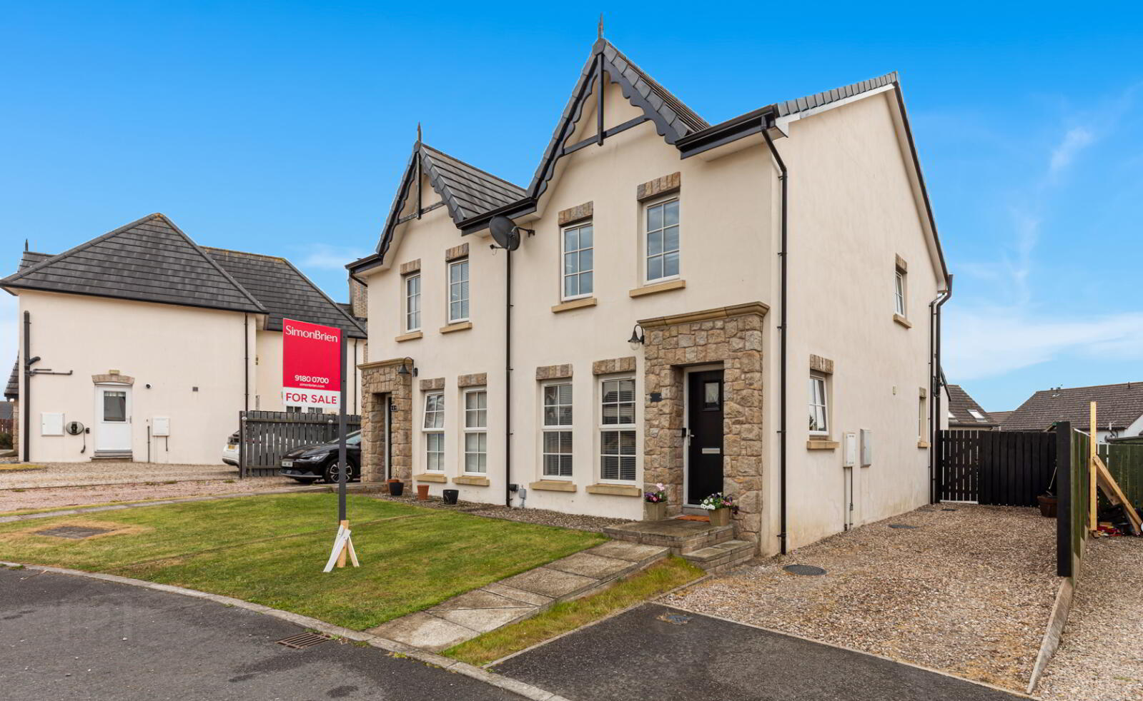 6 River Hill Crescent 1 of 23