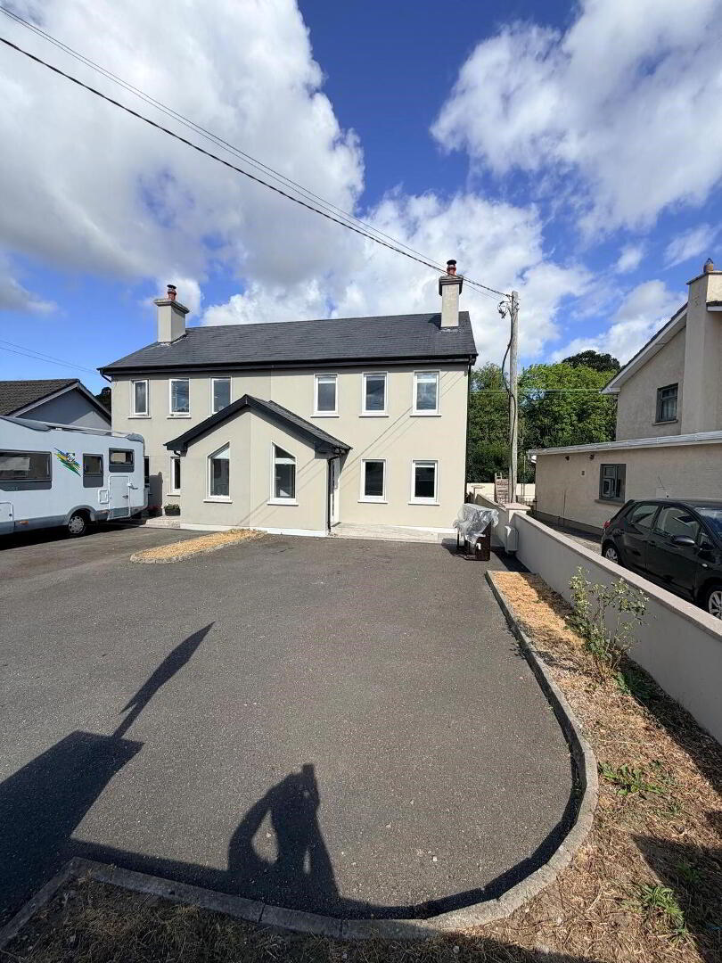 1 Batchelors Walk 16 of 17