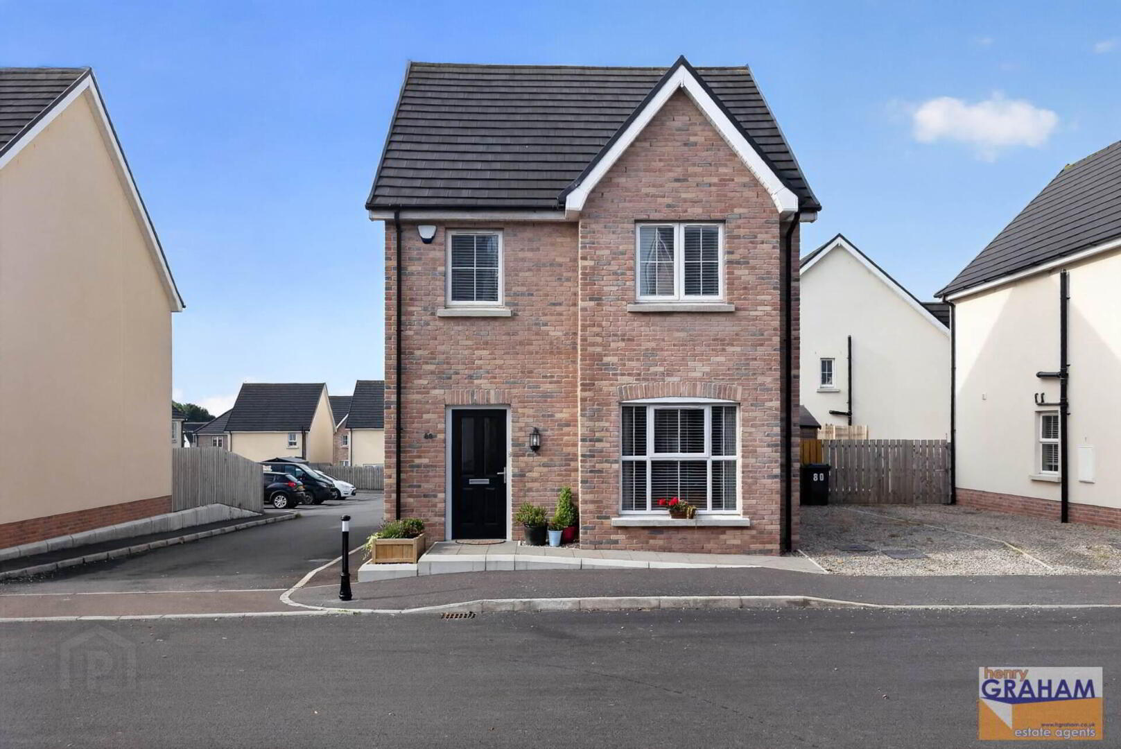 80 Ayrshire Gardens 2 of 28