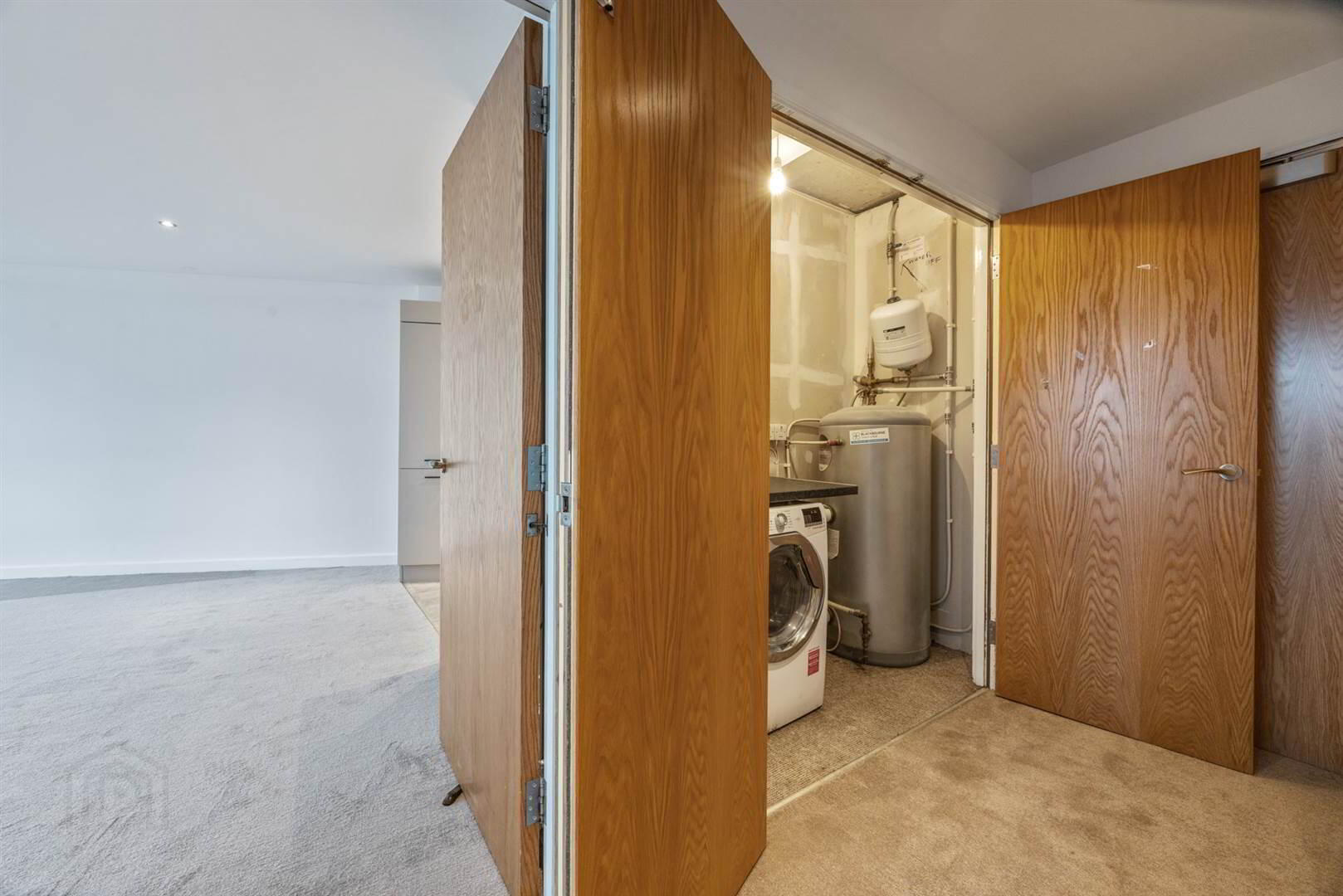 Apartment 4.07 Obel 62 Donegall Quay 10 of 10
