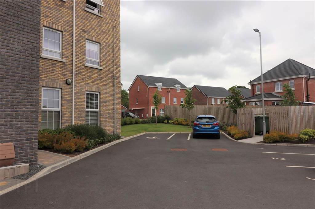 Apartment 5 38 Ayrshire Meadows 10 of 11