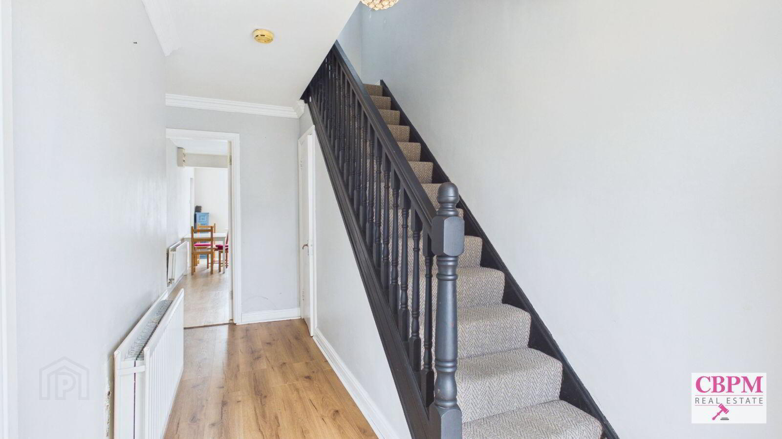 10 Castle Avenue 2 of 18