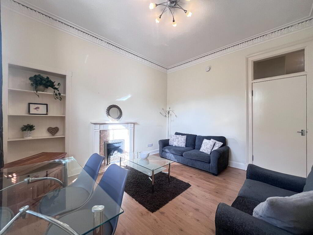 17 Murieston Crescent 3 of 10