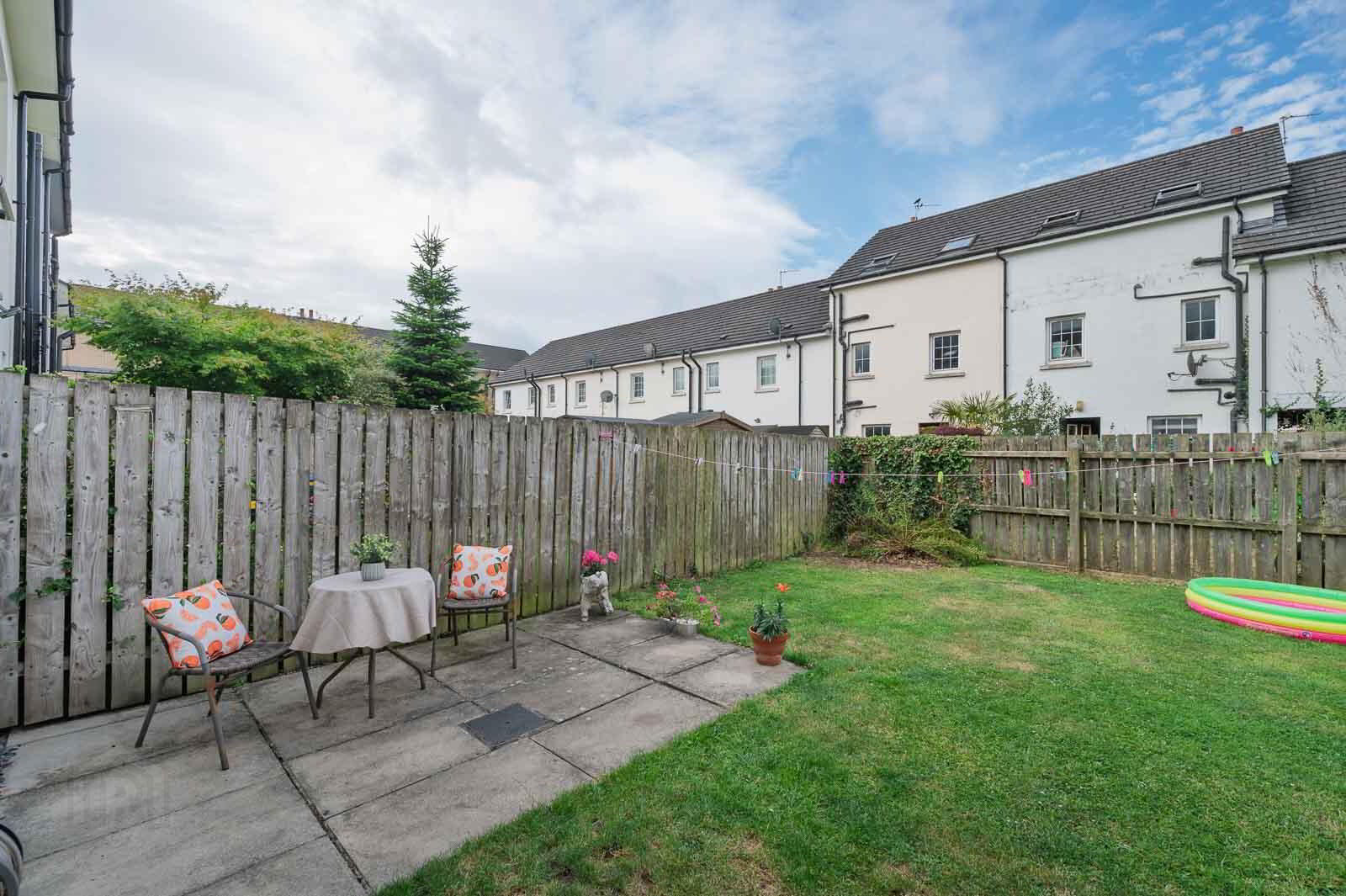 77 Leathem Square 18 of 19