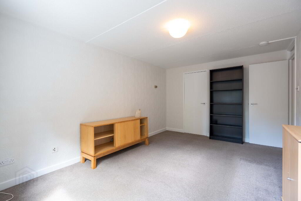 1 Saunders Street 3 of 22