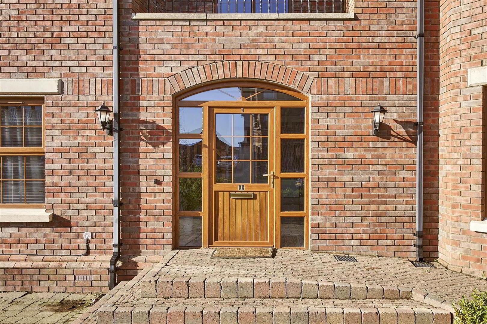 1 Ballycrochan Crescent 2 of 32
