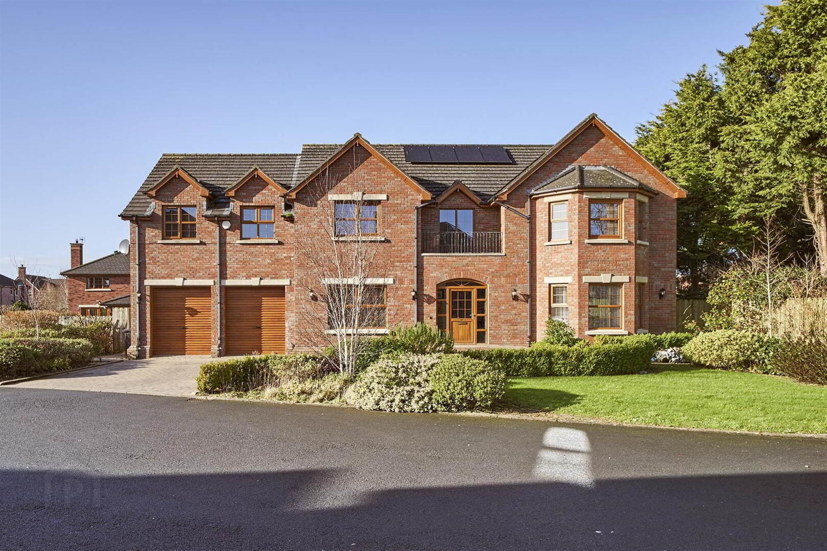1 Ballycrochan Crescent 1 of 32