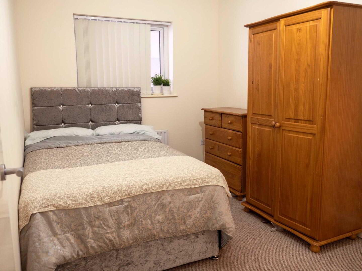 206 College Court Central 10 of 11