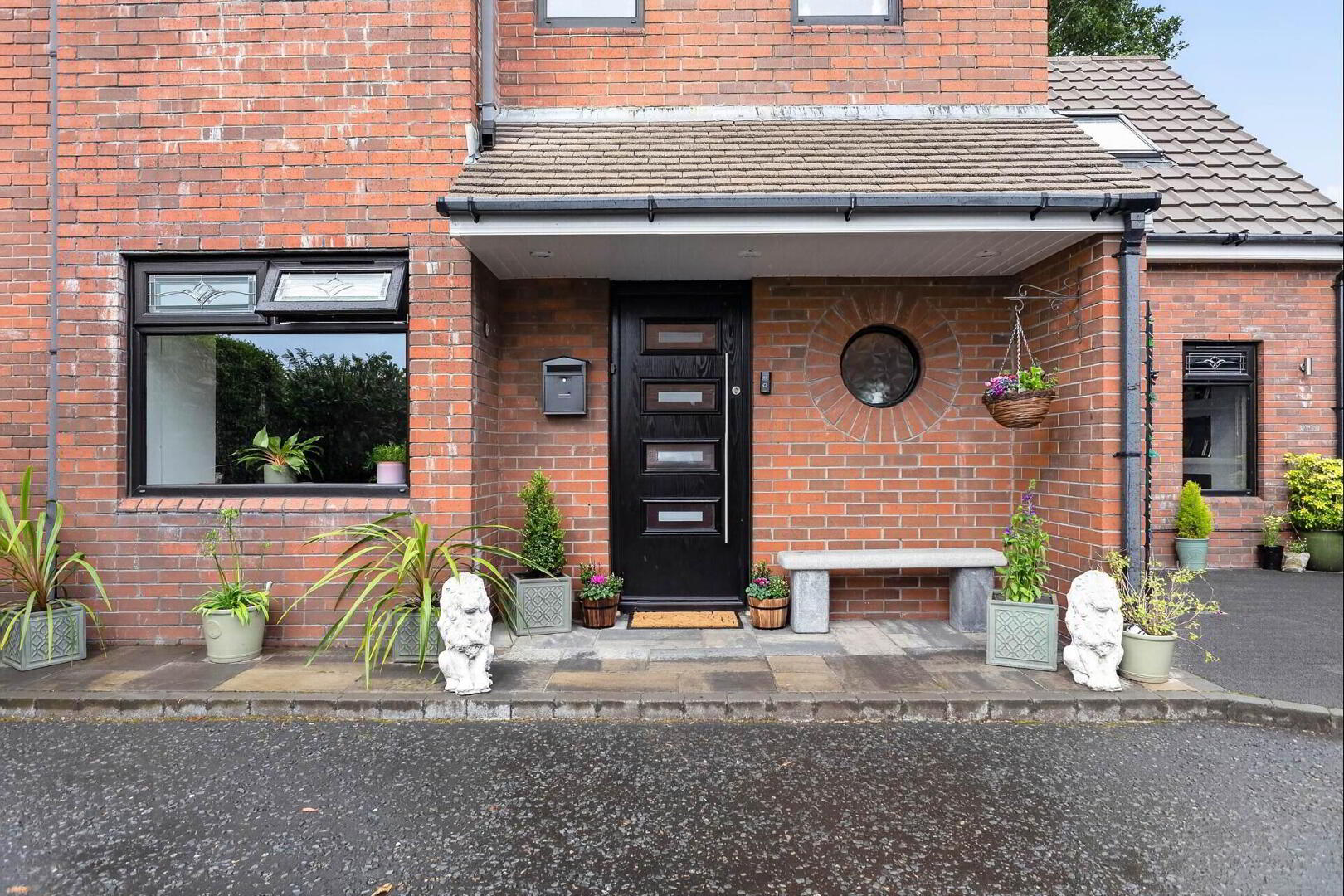 66 Oakhurst Avenue 2 of 33