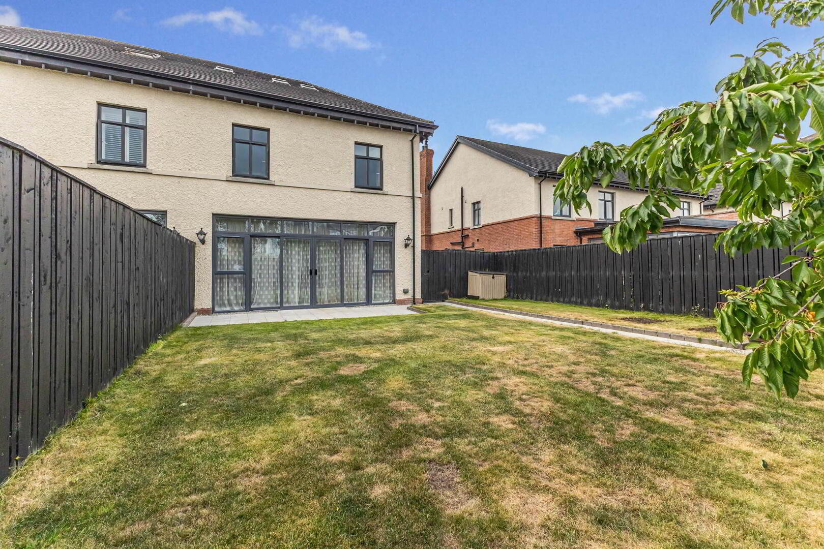 27 Harberton Crescent 35 of 36
