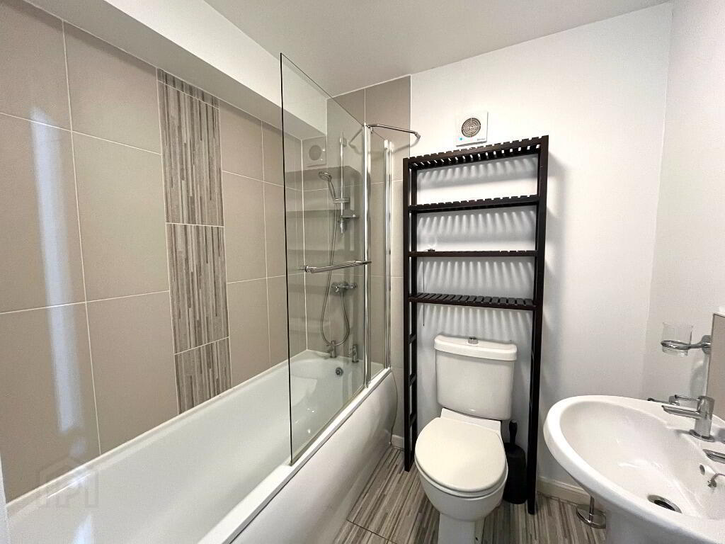 108 St Stephen Street 7 of 8